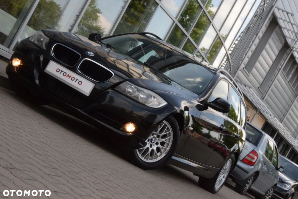 BMW Seria 3 320d xDrive DPF - 40