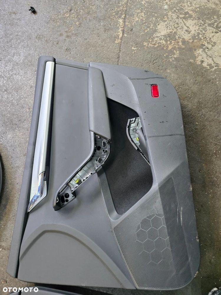 Komplet boczków drzwi skoda octavia III kombi - 5