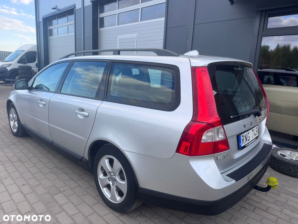 Volvo V70 2.5T Summum - 30