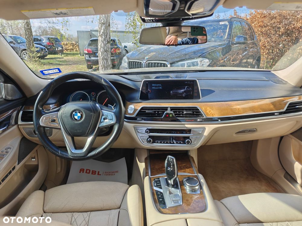 BMW Seria 7 750Li Edition Exclusive - 14