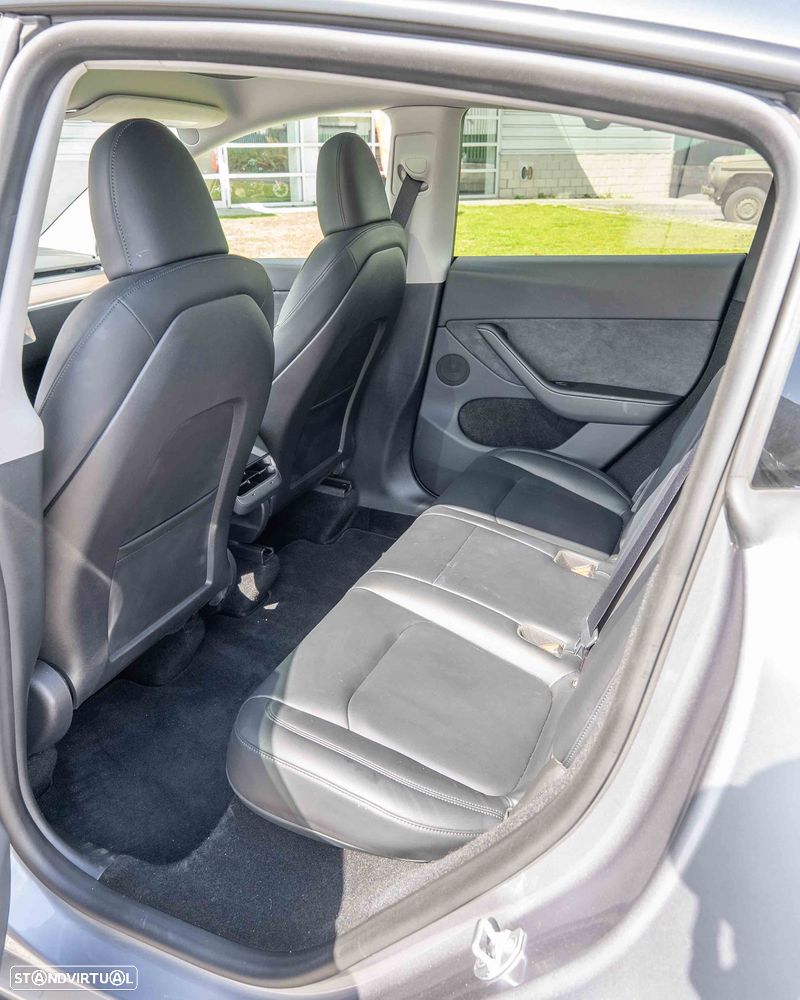 Tesla Model Y Performance Tração Integral - 17