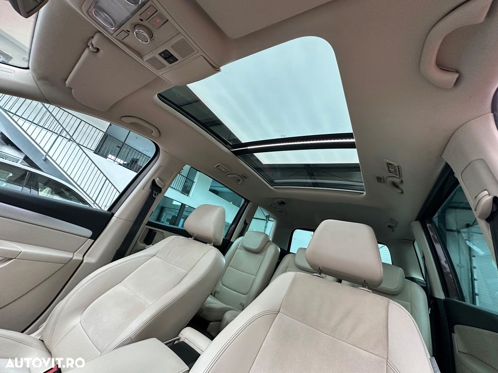 Volkswagen Sharan 2.0 TDI Blue Motion Highline - 26