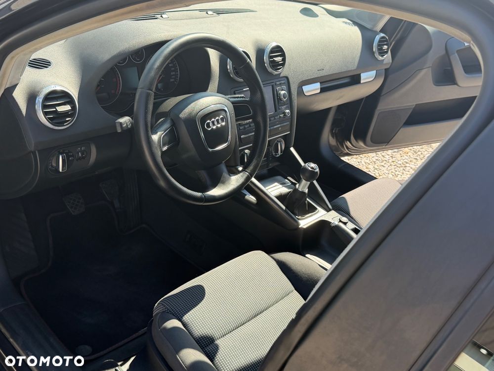 Audi A3 Sportback - 18