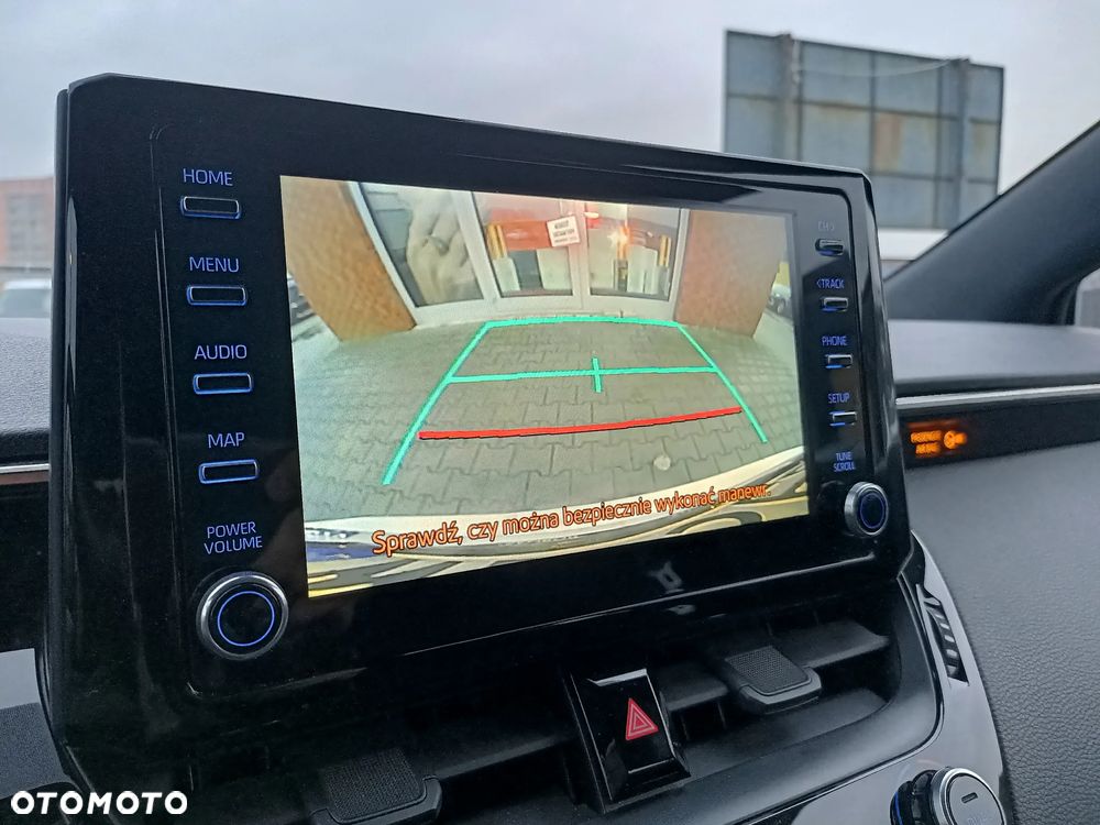 Toyota Corolla 1.8 Hybrid Active - 18