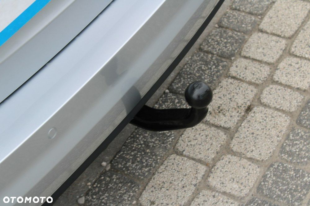 Volkswagen Touran - 14