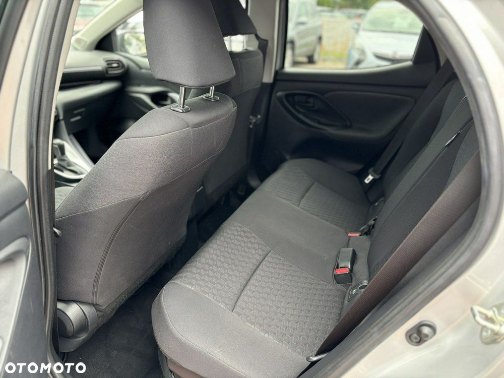 Toyota Yaris - 24