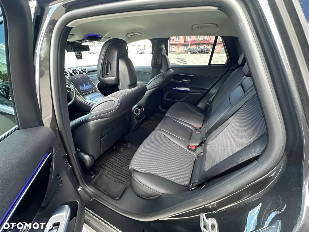 Mercedes-Benz GLC 220 d mHEV 4-Matic Avantgarde - 26