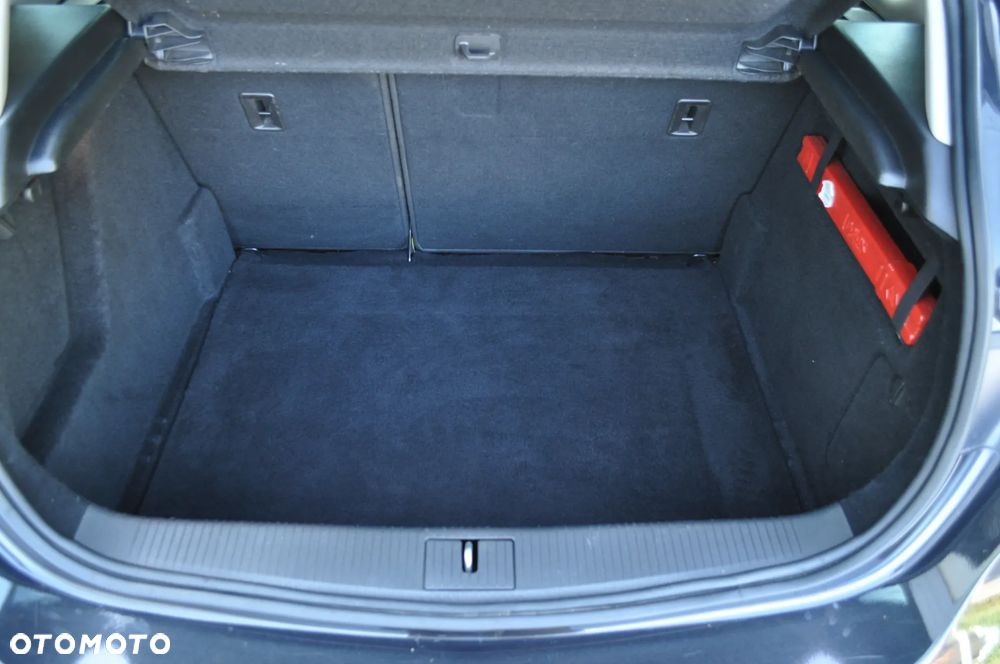 Opel Astra 1.4 Turbo Exklusiv - 36