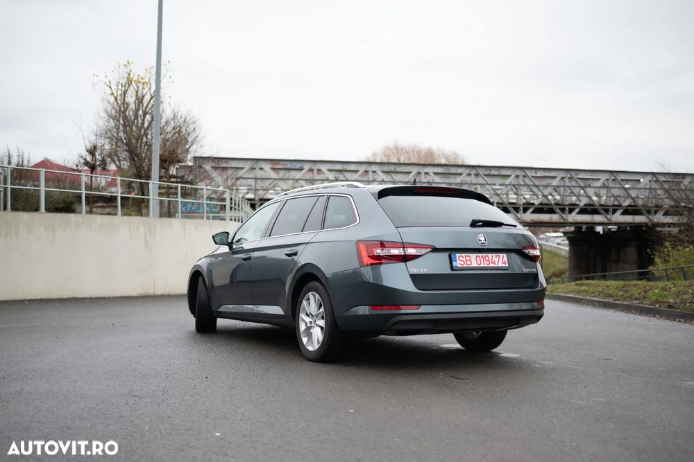 Skoda Superb Combi 1.6 TDI DSG Style - 5