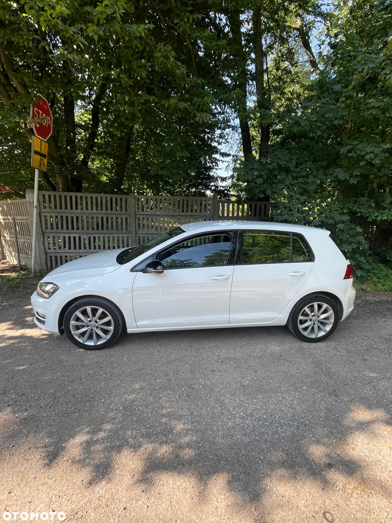 Volkswagen Golf 1.6 TDI BlueMotion Technology Comfortline - 17