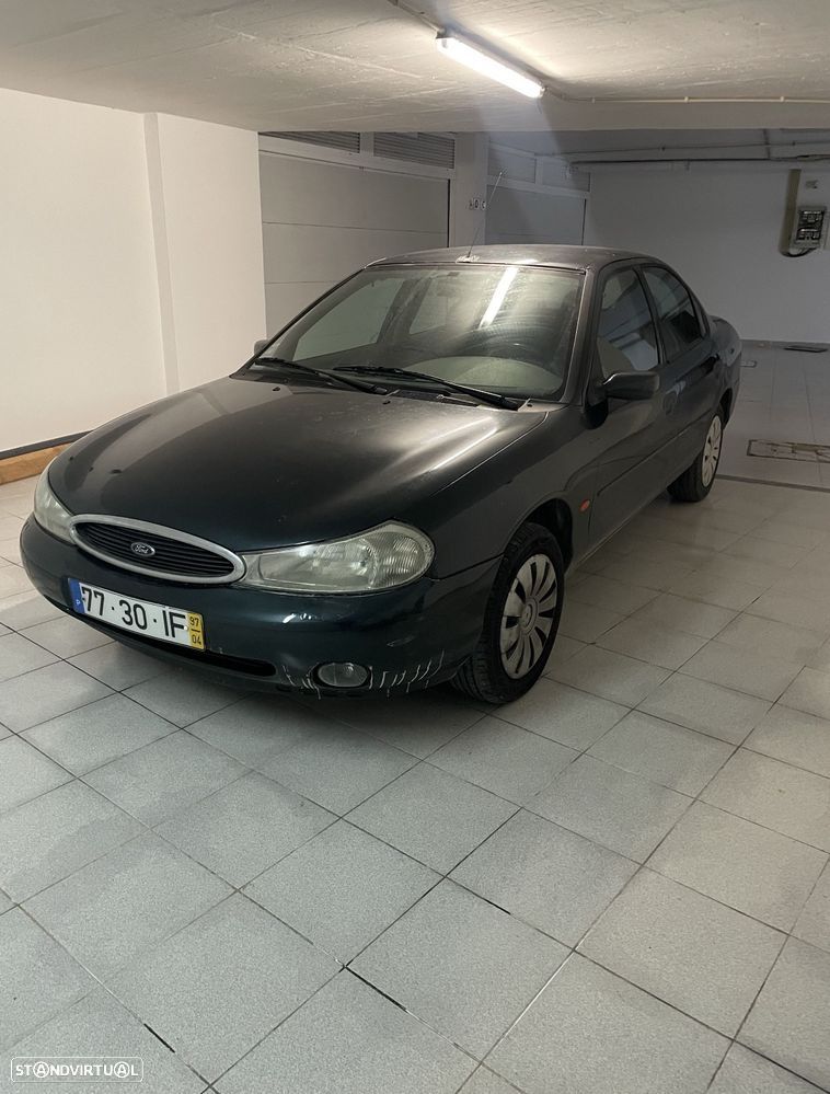 Ford Mondeo 1.6i 16V Ghia - 6
