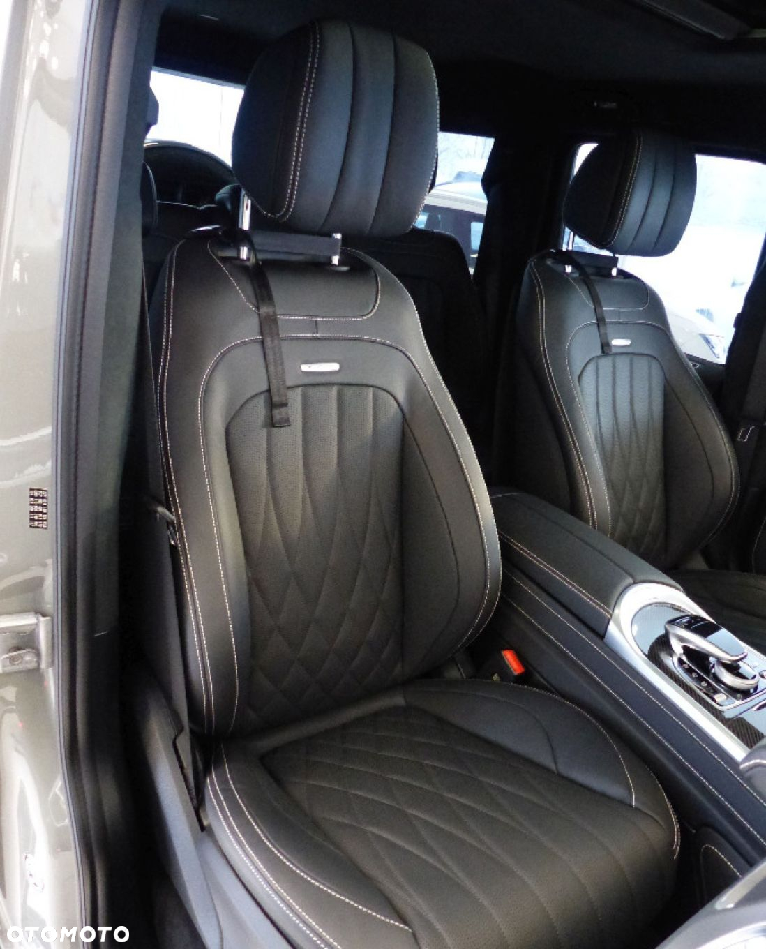 Mercedes-Benz Klasa G AMG 63 4x4 - 29