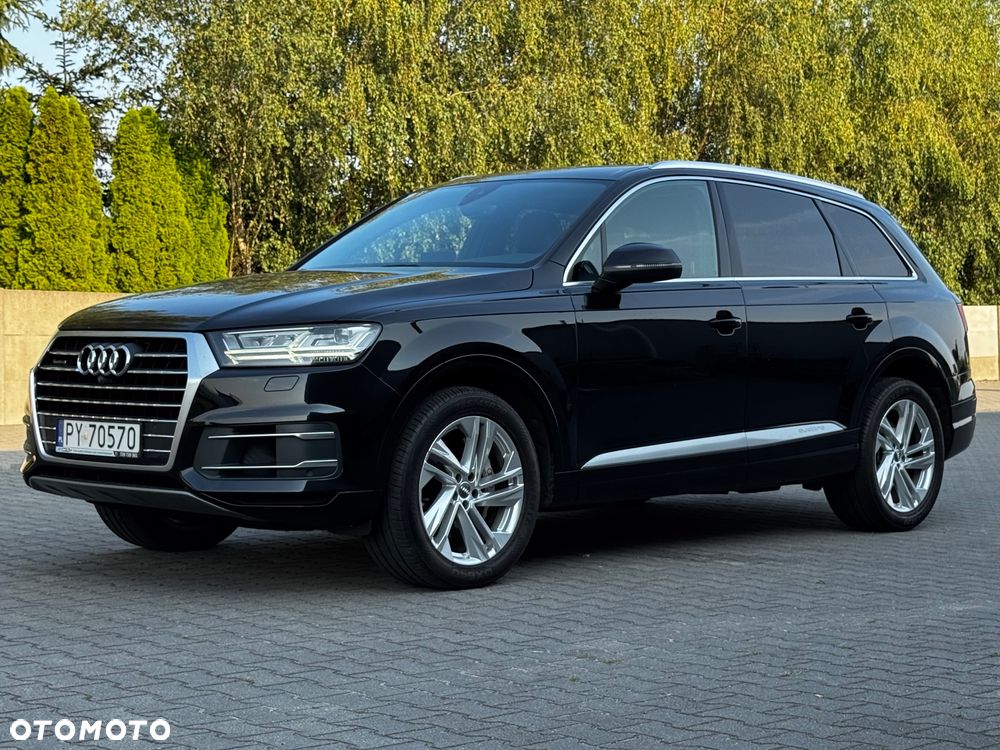 Audi Q7 - 1