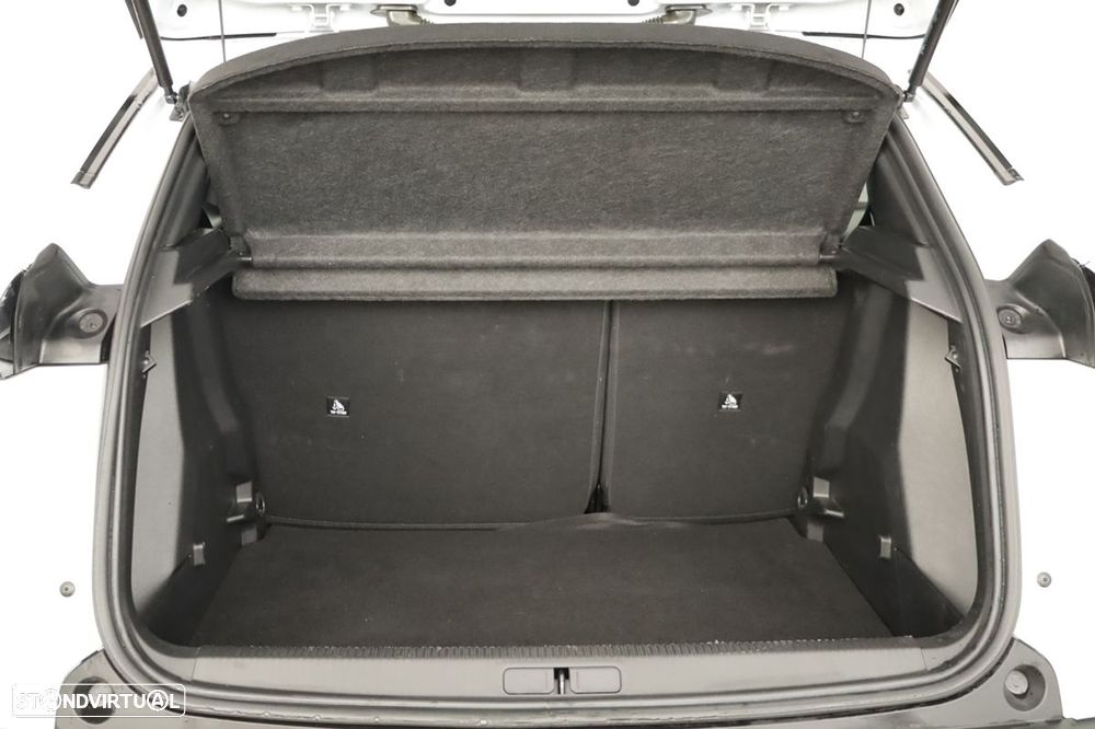 Peugeot 2008 1.2 Allure - 22