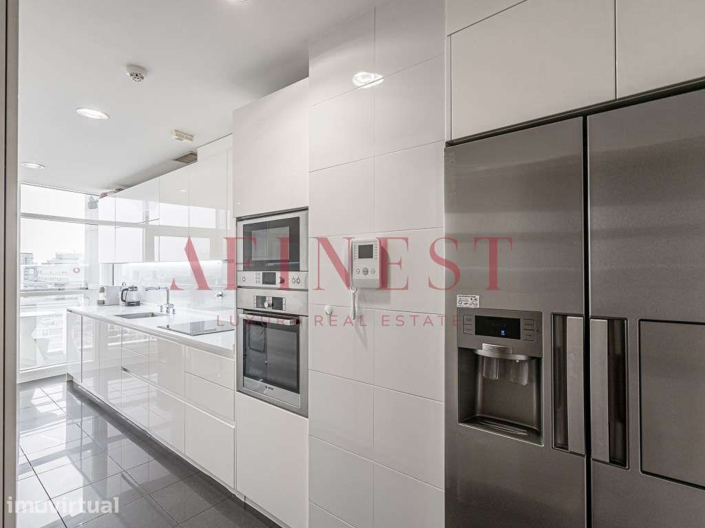 APARTAMENTO T3 DUPLEX NO PARQUE DAS NAÇÕES - LISBOA - Grande imagem: 5/50