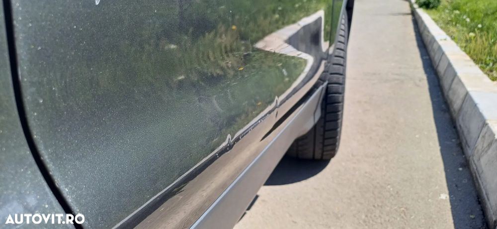 Ford Kuga 2.0 TDCi Powershift 4WD Titanium - 6