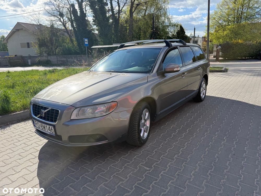 Volvo V70 2.0D Kinetic - 13