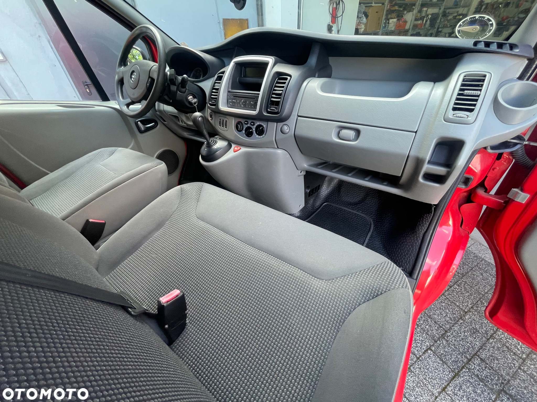 Opel Vivaro - 34