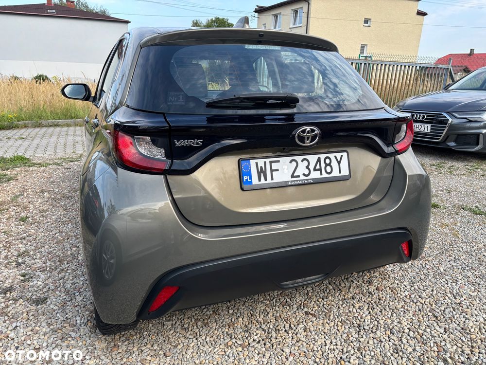Toyota Yaris 1.5 Comfort - 13