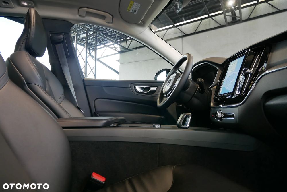 Volvo XC 60 B5 B AWD Geartronic Inscription - 28