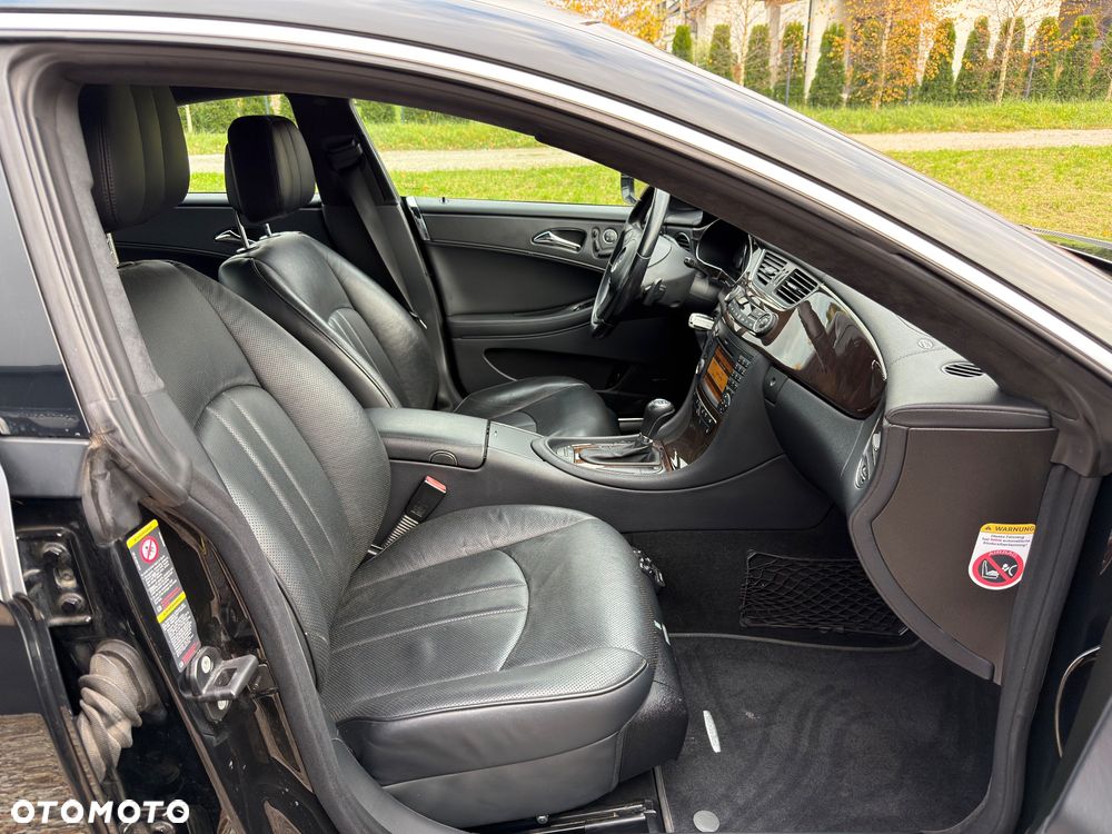 Mercedes-Benz CLS - 30