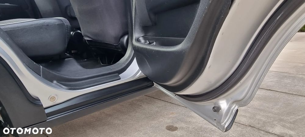 Honda CR-V 2.0i Executive - 24