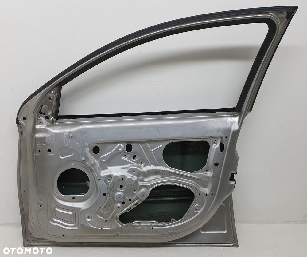 DRZWI PRAWY PRZÓD PRZEDNIE Z158 OPEL VECTRA C - 7