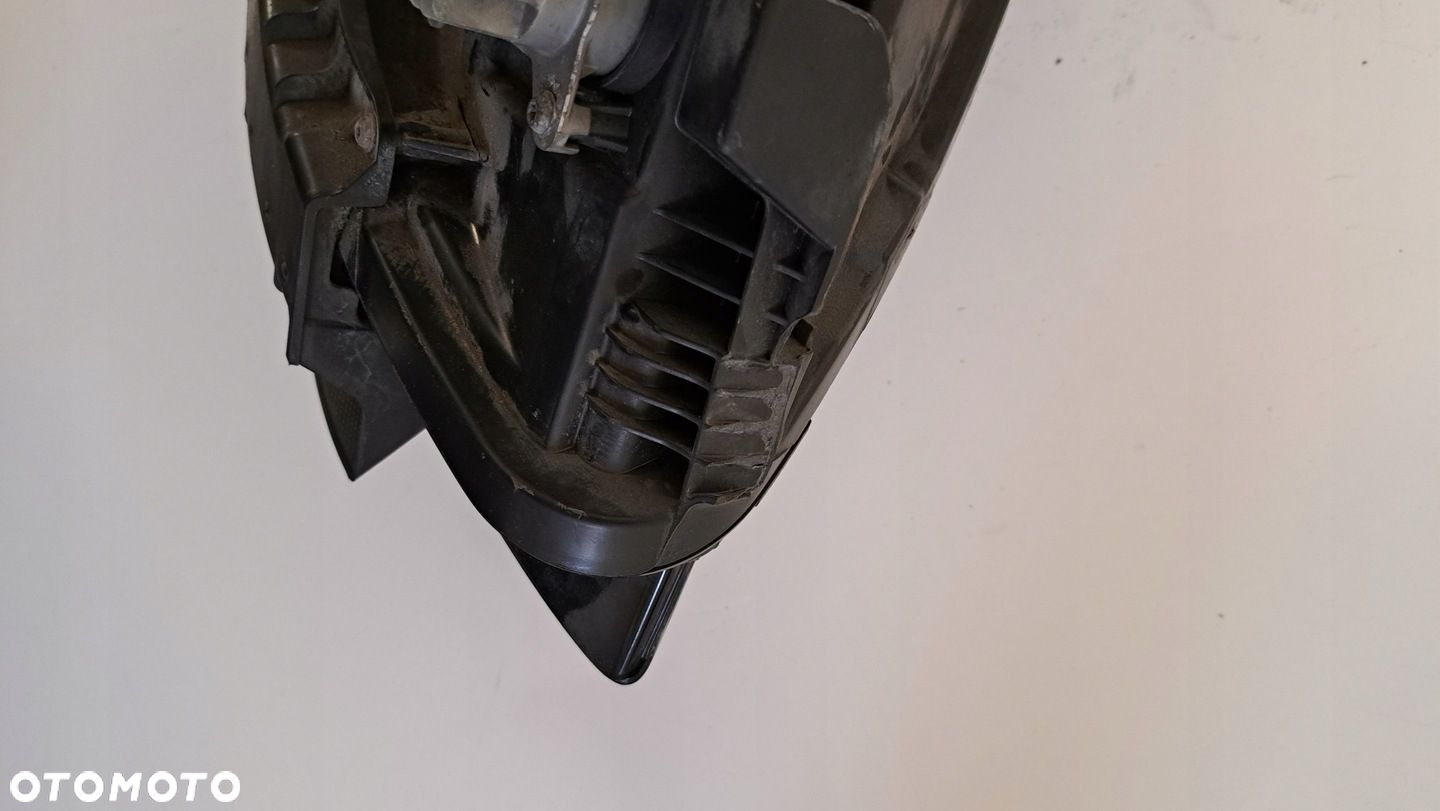 Lampa lewy przód TESLA model 3 lift Y 20- - 11