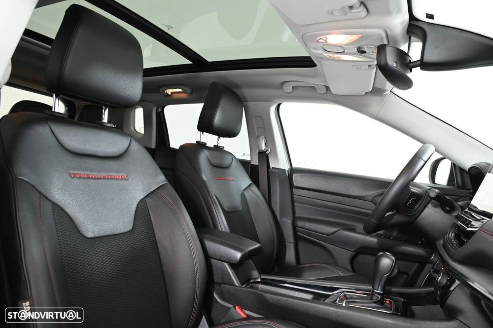 Jeep Compass 1.3 TG Trailhawk - 29