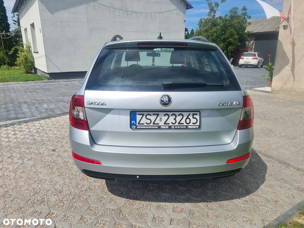 Skoda Octavia 2.0 TDI Ambition DSG - 4