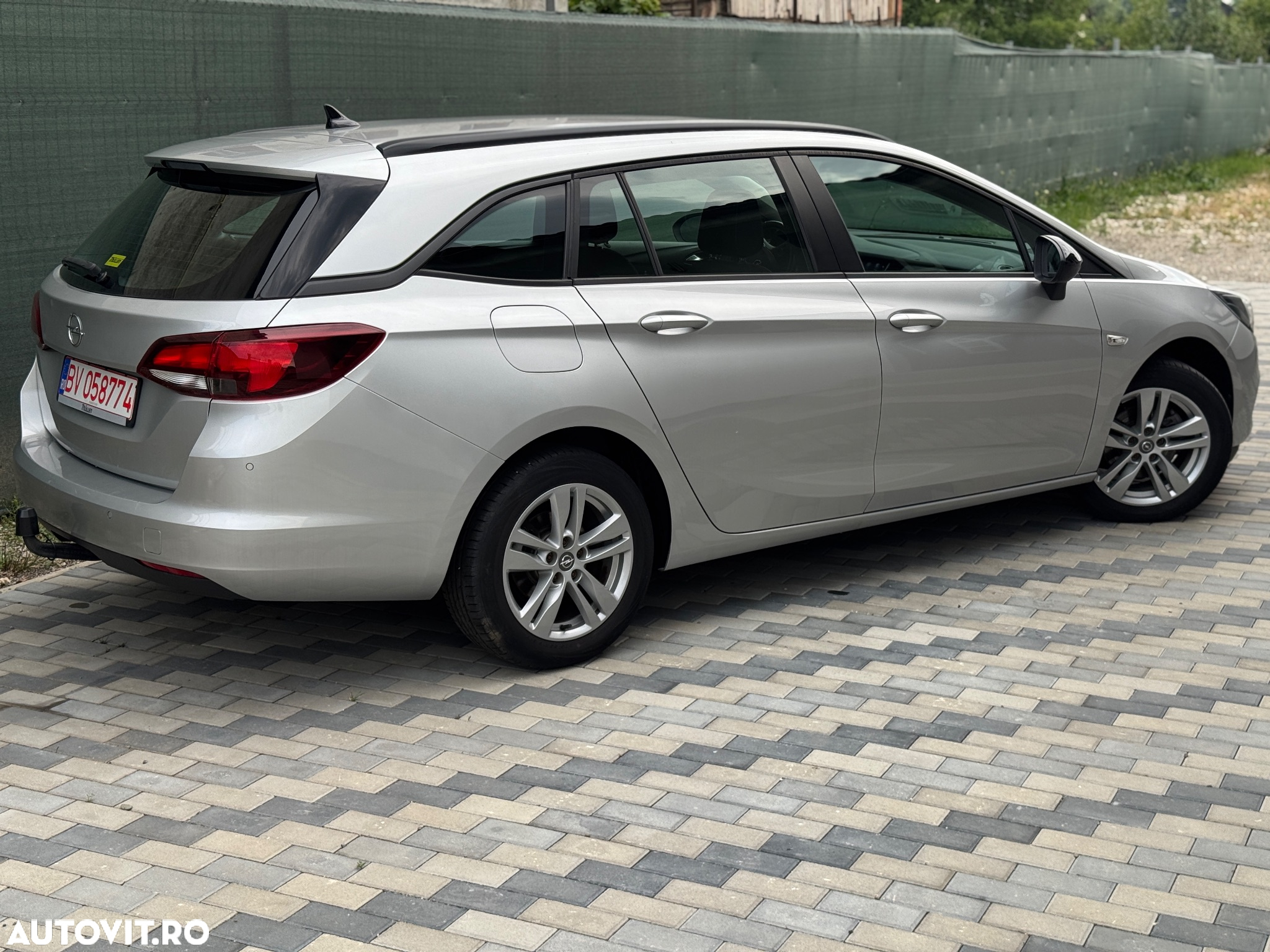 Opel Astra 1.5 Start/Stop Aut. Edition - 4