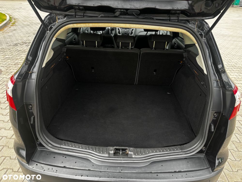 Ford Focus - 8
