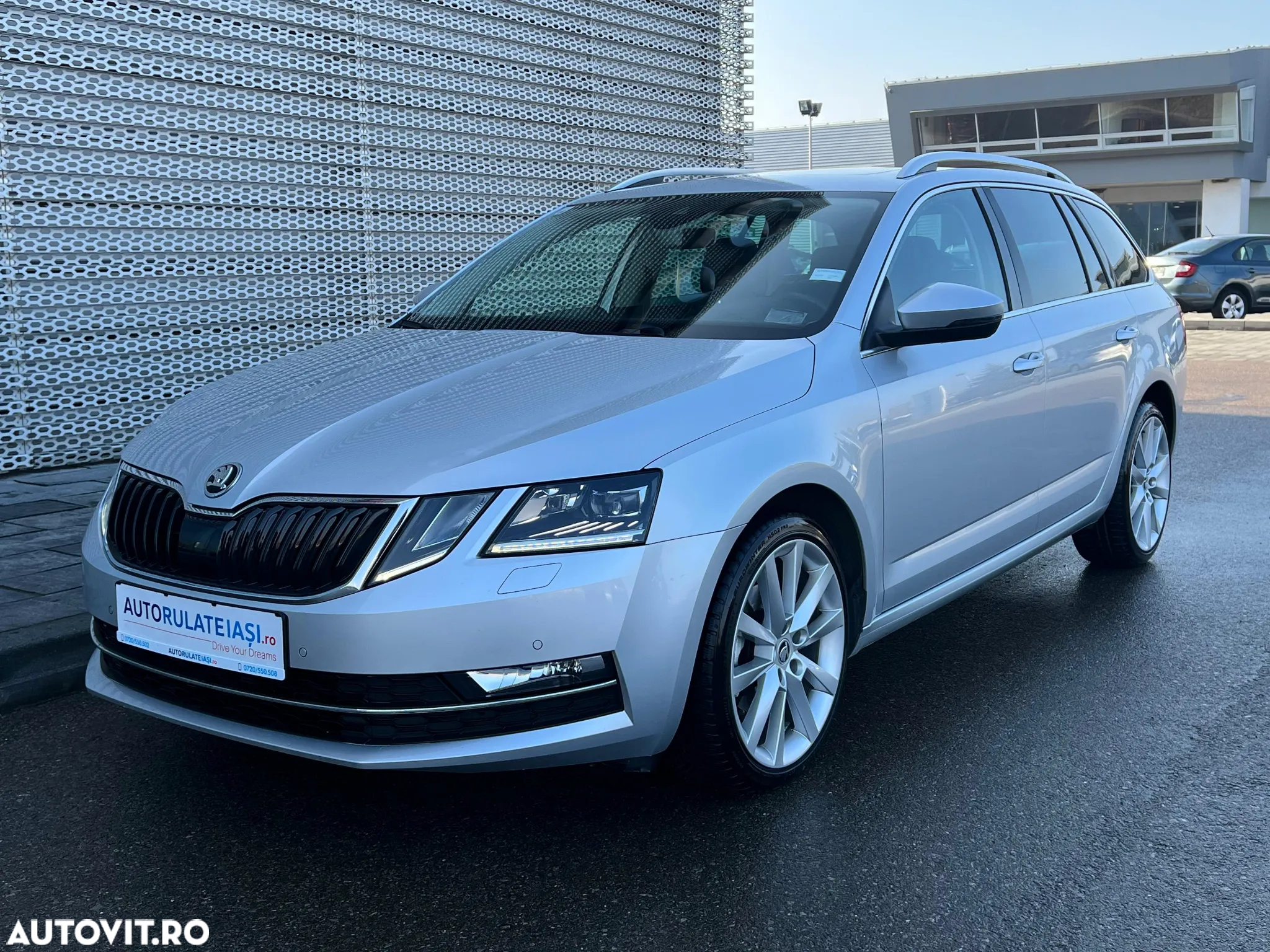 Skoda Octavia 2.0 TDI DSG Style - 7