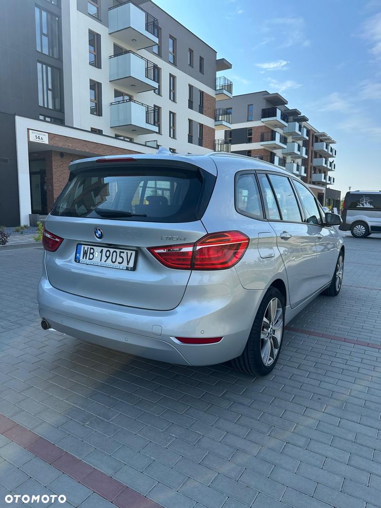 BMW Seria 2 218d - 3