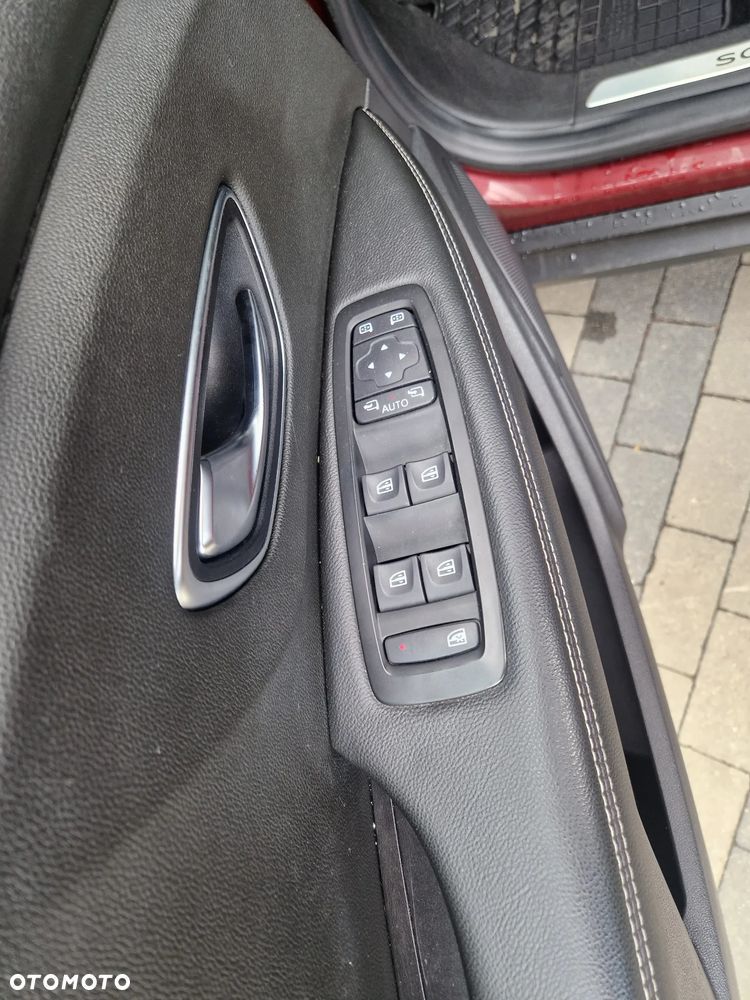 Renault Scenic 1.6 dCi Energy Intens - 25
