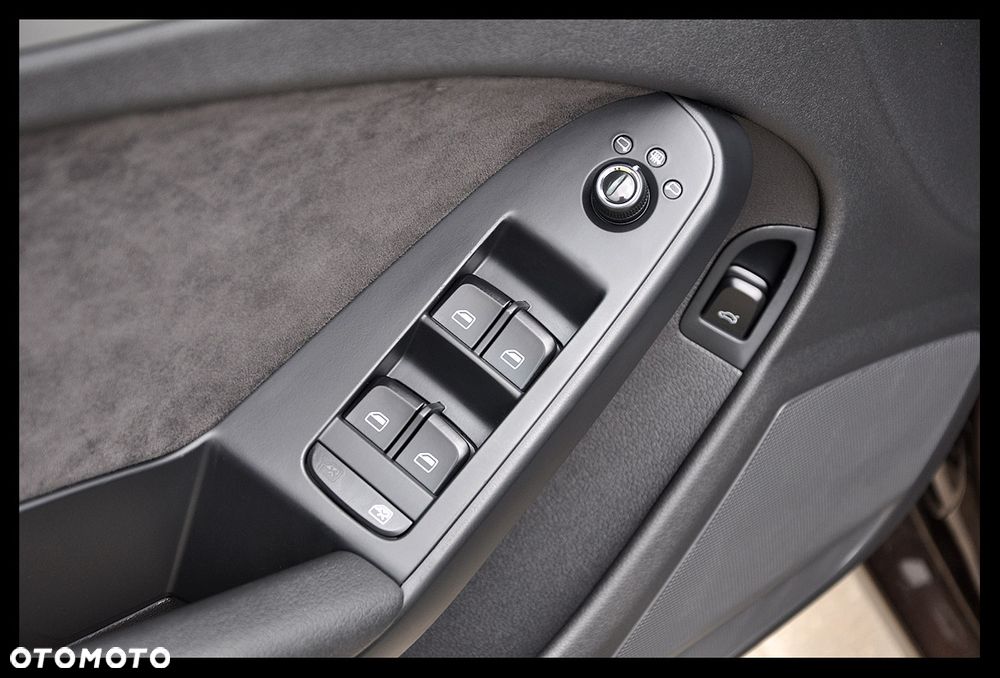 Audi A4 Avant 3.0 TDI DPF quattro S line Sportpaket (plus) - 40