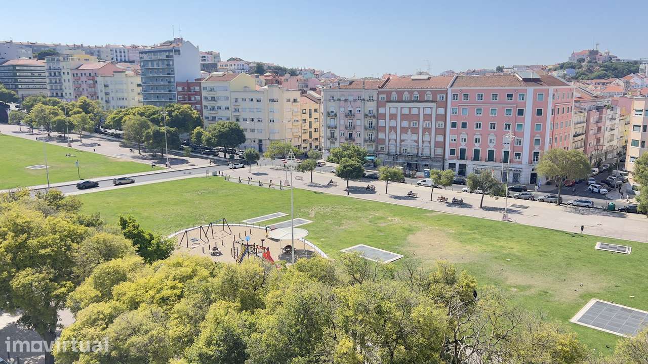 Apartamento T2 com 2 casas de banho e varanda - Grande imagem: 4/7