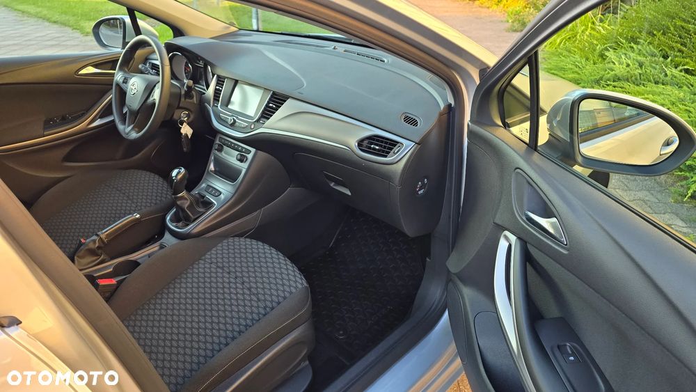 Opel Astra - 11
