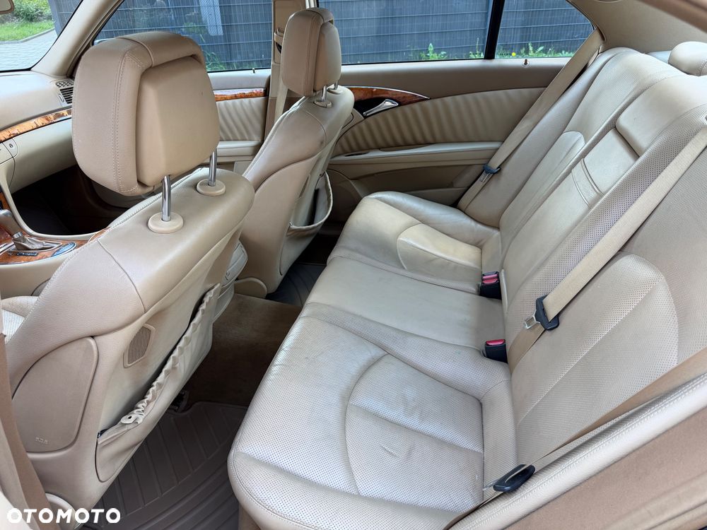 Mercedes-Benz Klasa E 320 CDI 4-Matic Avantgarde - 14