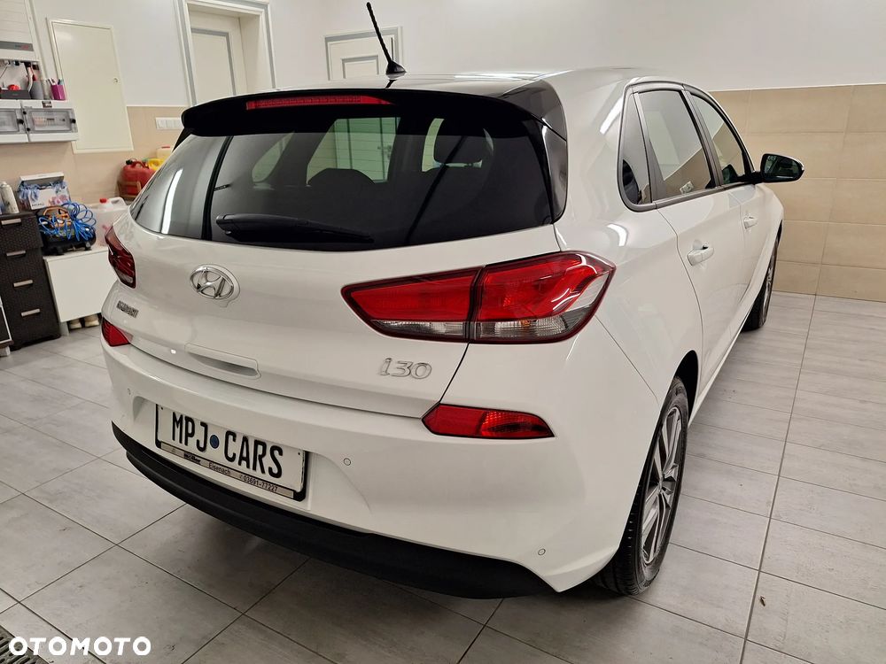 Hyundai i30 1.4 T-GDI Premiere Luxury - 12