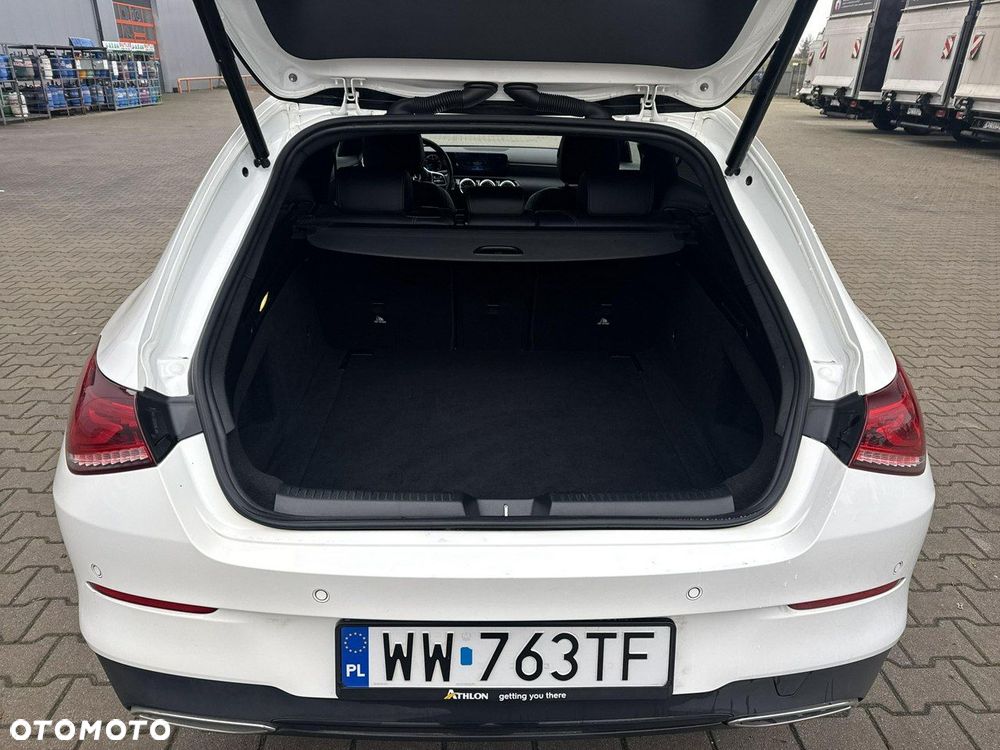 Mercedes-Benz CLA - 17