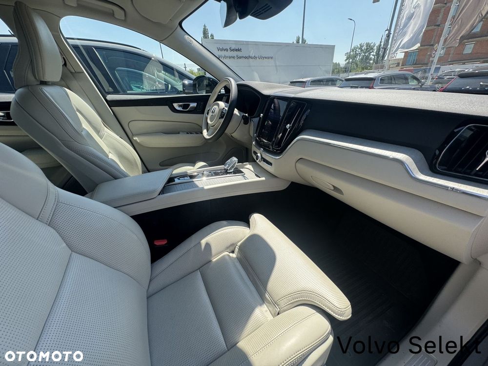 Volvo XC 60 - 26