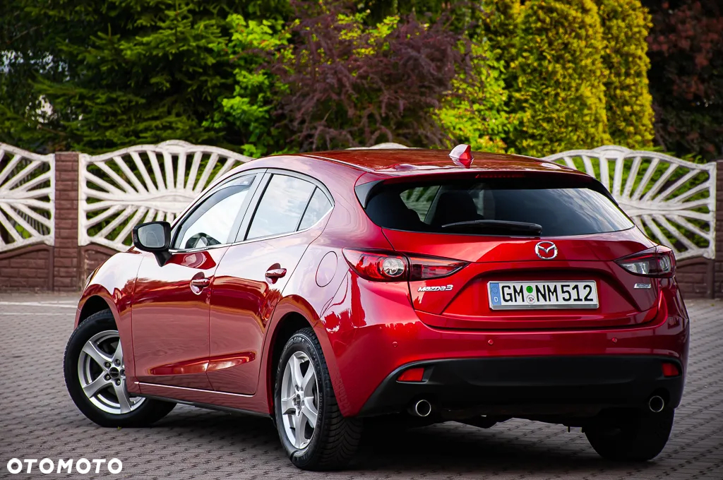 Mazda 3 SKYACTIV-G 120 Exclusive-Line - 2