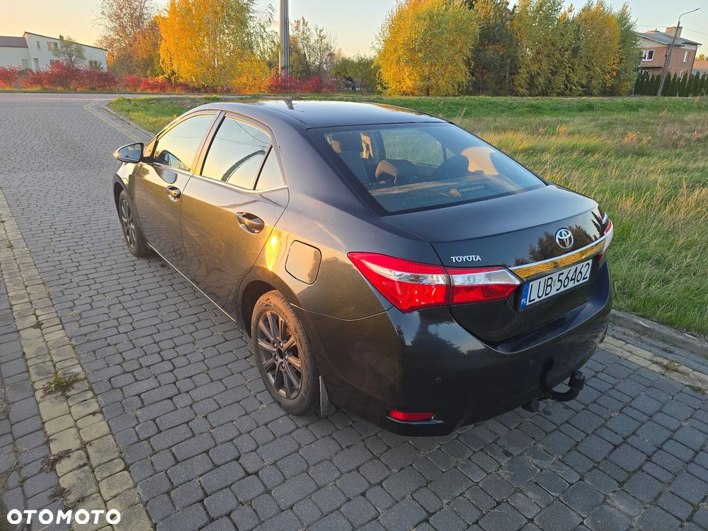 Toyota Corolla 1.6 Premium - 3
