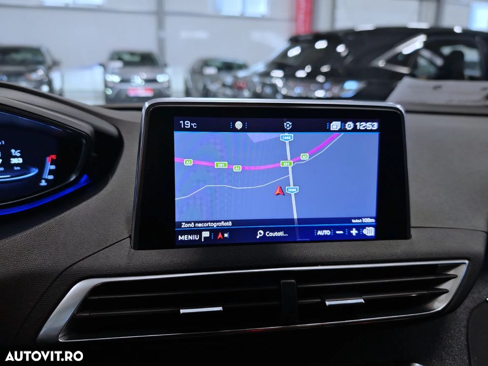 Peugeot 3008 PureTech 130 Stop & Start GPF EAT8 Allure Business-Paket - 11