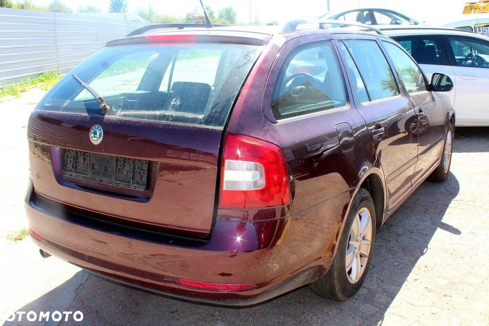 Skoda Octavia II 1Z Lift 2010 1.2TSI CBZB Kombi (MASKA, ZDERZAK, LAMPA, BŁOTNIK, DRZWI, SZYBA, FOTEL - 5