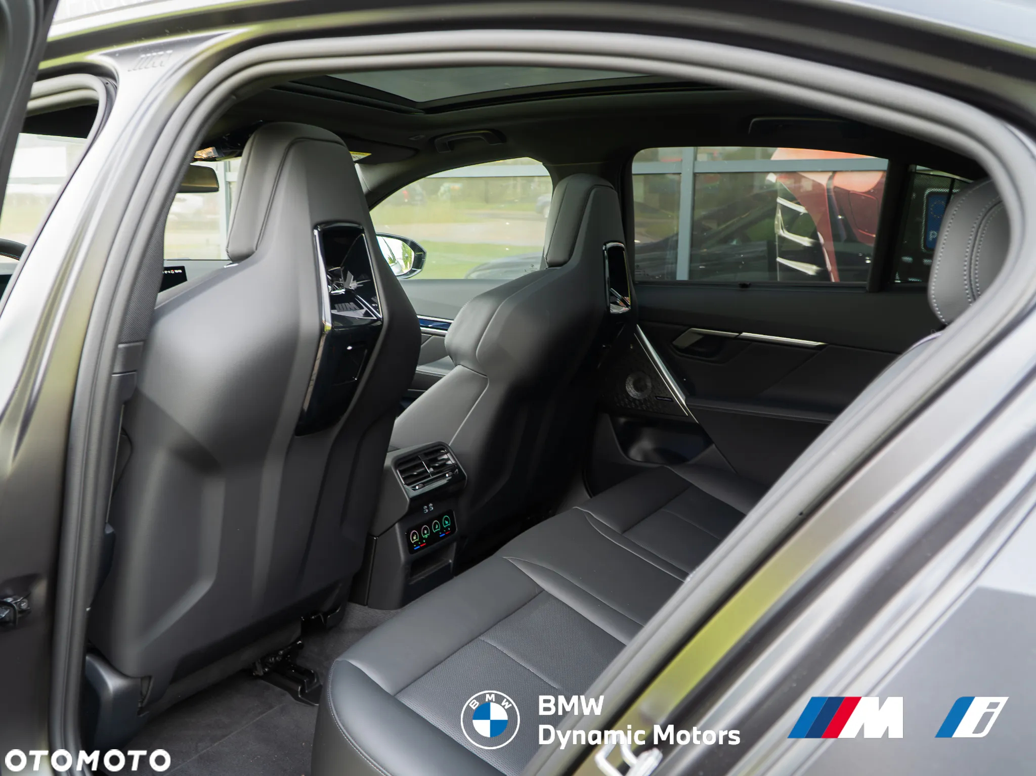 BMW M5 xDrive - 20