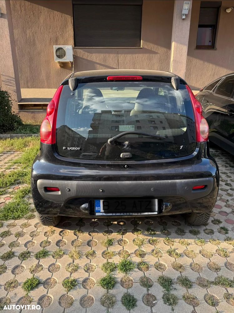 Peugeot 107 2008 photo 5