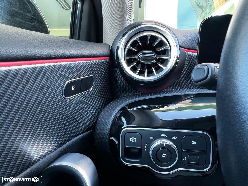 Mercedes-Benz A 200 Progressive Aut. - 33