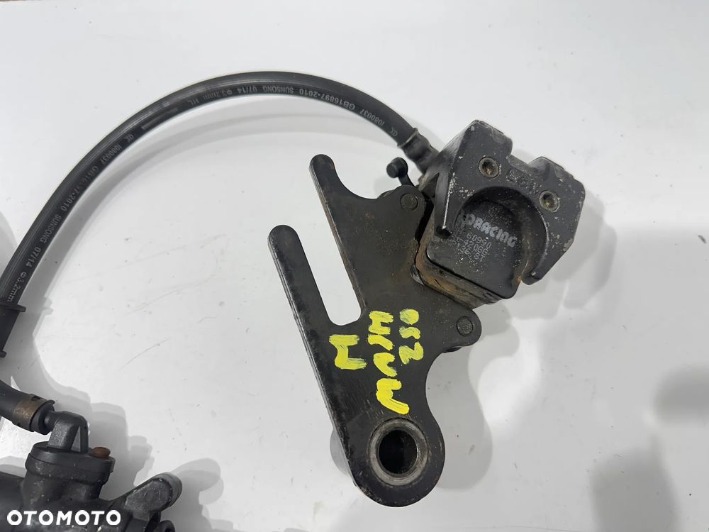 Zacisk pompa tył  Mash  Two Fifty 250  125  CafeRacer - 3